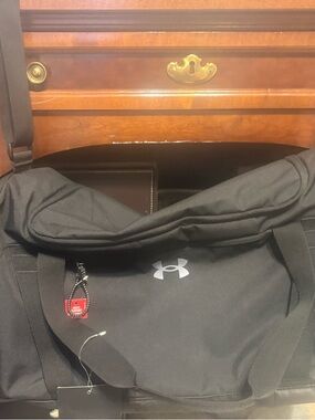 Under Armour Black and White Gym Duffle Bag